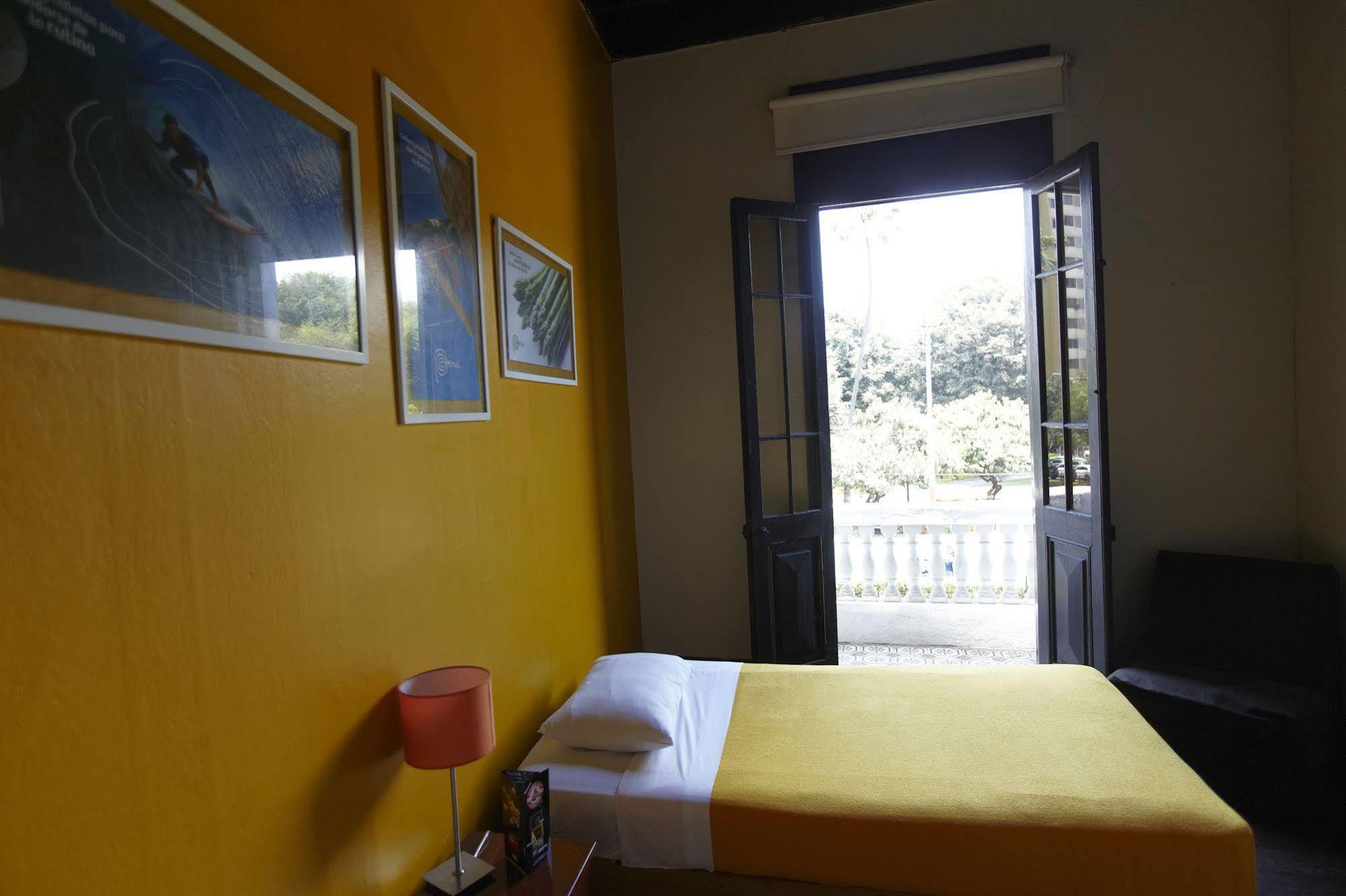Flying Dog Lima B&B Zewnętrze zdjęcie